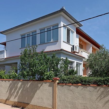 Apartments And Rooms By The Sea Banjol, Rab - 19692 Dış mekan fotoğraf